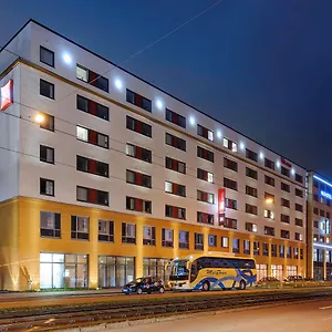 Ibis Arnulfpark Münih