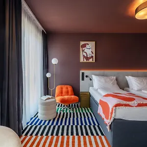 4* شقة فندقية Kalm - East